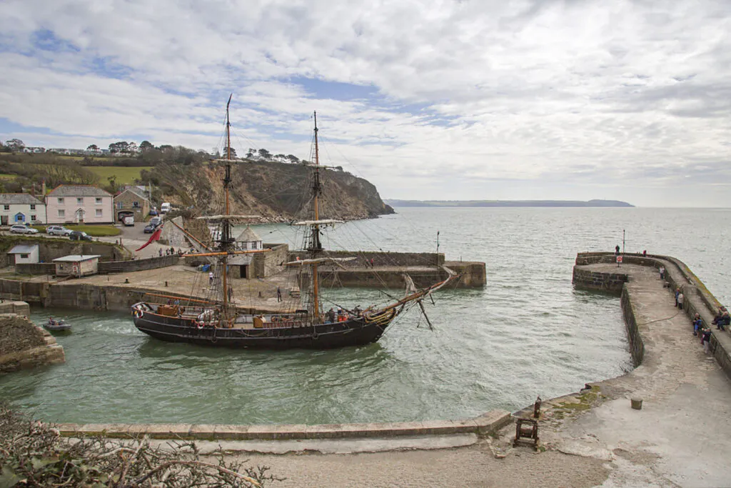 The Phoenix – Tall Ship