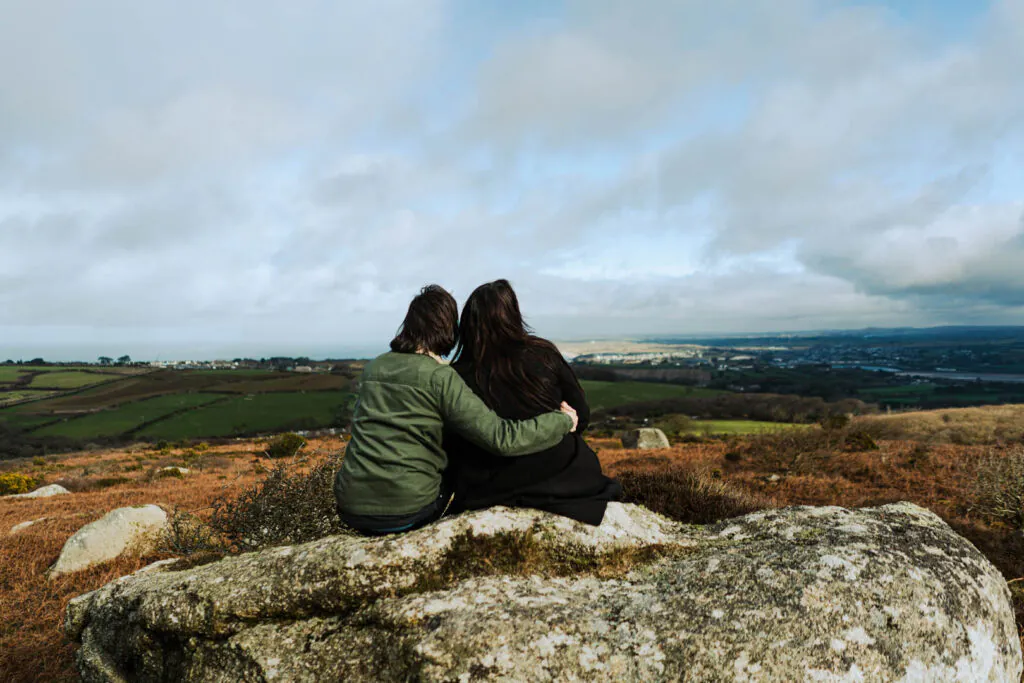 Trencrom-Hill-couple-in-Cornwall